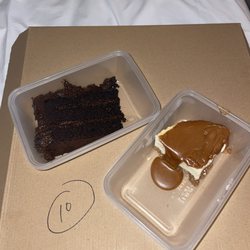 Braw Burgers And Pizza - Chocolate cake and biscoff cheesecake