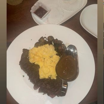 Somerville - Steak n eggs - Steakhouses Near Me - Los Angeles, California Somerville - Steak n eggs - Steakhouses Near Me - Los Angeles, California