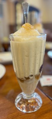 Aling Taleng's Halo-Halo by null