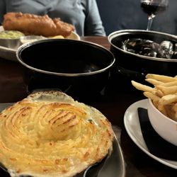 The Curragower - Fish and chips, seafood pie, mussels, fries.