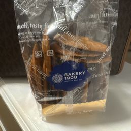 Caramel Almond Cookies