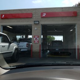 Only 2 bays here, wonder why not 3 like in sterling heights? 2 female employees 4 male Only 2 bays here, wonder why not 3 like in sterling heights? 2 female employees 4 male