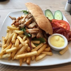 Rib House - The very generous club sandwich