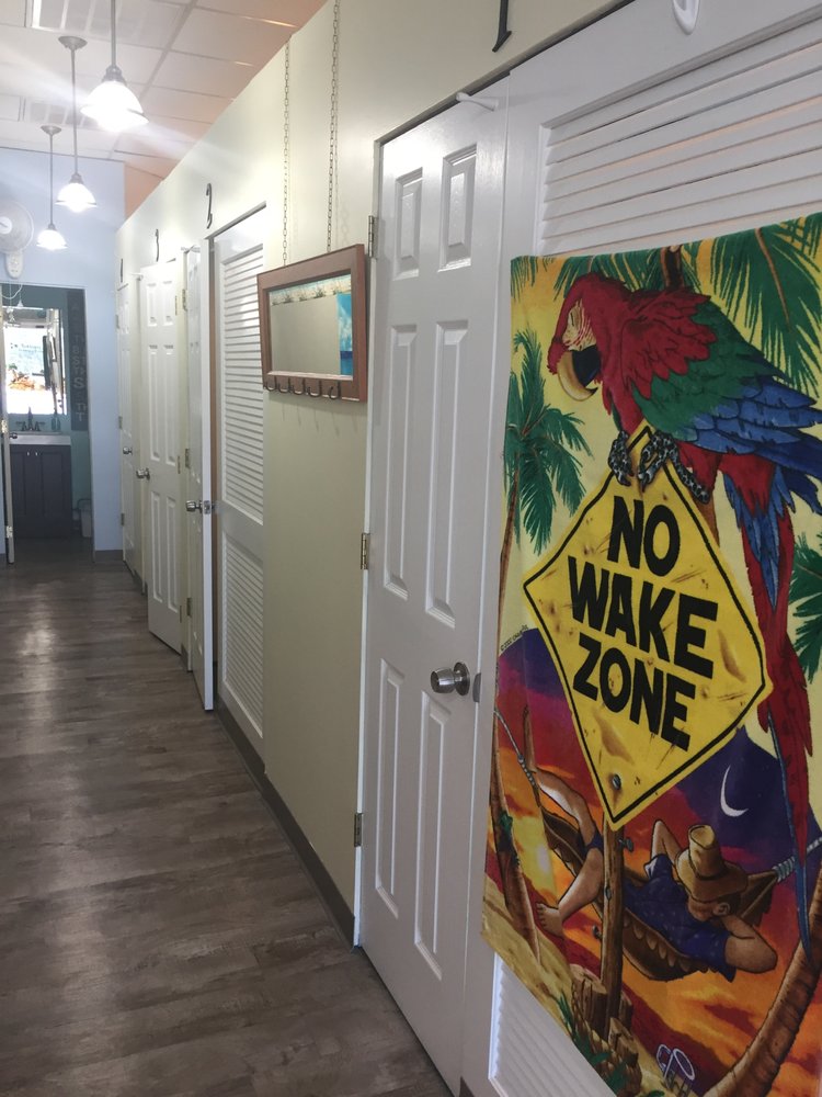 TANTIQUE TANNING SALON Updated August 2024 16585 State Highway 13