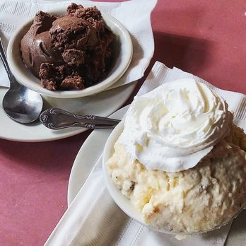Glendale Diner - a plate of ice cream and a bowl of ice cream - Diners Near Me - Glendale, New York Glendale Diner - a plate of ice cream and a bowl of ice cream - Diners Near Me - Glendale, New York