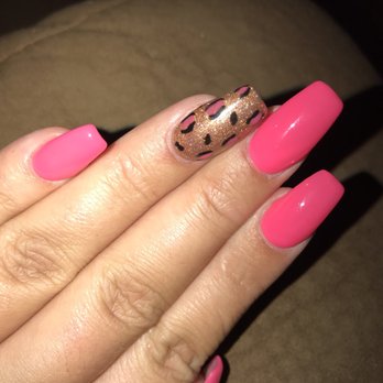 Spa Nails & Cocktails - Nail Salons Near Me - Delaware, Ohio Spa Nails & Cocktails - Nail Salons Near Me - Delaware, Ohio