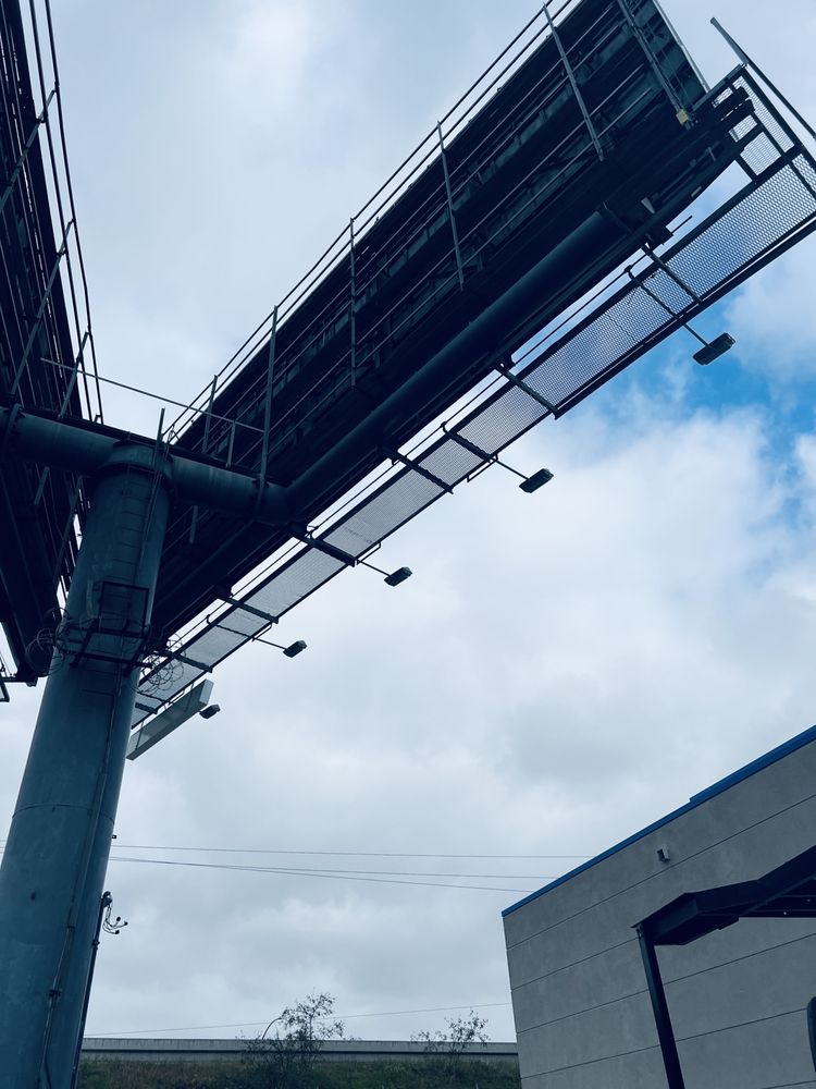 Slide of Oropezas Electrical