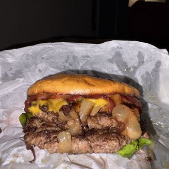 Flat Top Burgers - Double bacon, smash burger with onions, mushroom, and cheese - Salad Near Me - Sanford, Maine Flat Top Burgers - Double bacon, smash burger with onions, mushroom, and cheese - Salad Near Me - Sanford, Maine