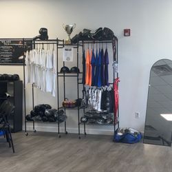 Turbo Kickboxing Academy - Turbo swag