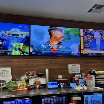 Bonchon National City - TVs at the bar - Korean Near Me - National City, California
