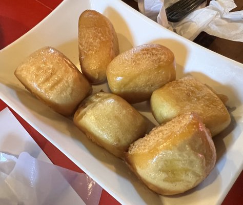 Wok & Staple by null