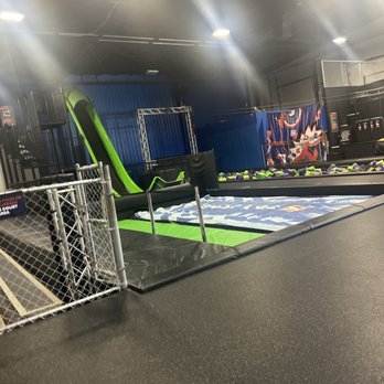 Sky Zone Trampoline Park - Trampoline Parks Near Me - Elmwood, Louisiana Sky Zone Trampoline Park - Trampoline Parks Near Me - Elmwood, Louisiana