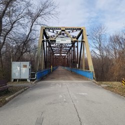 New Chain of Rocks Bridge - Chain of Rocks bridge (built 1929?) would become part of Historic Rt. 66