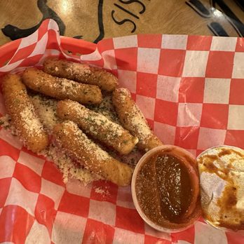 Smitty's Sistrunk - Mozzarella Stick - Chicken Wings Near Me - Fort Lauderdale, Florida Smitty's Sistrunk - Mozzarella Stick - Chicken Wings Near Me - Fort Lauderdale, Florida