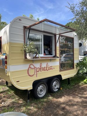 Ophelia. by null