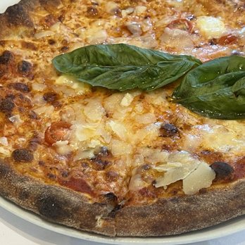 Trattoria Amici - Margherita D.O.C. Pizza - Italian Near Me - Glendale, California Trattoria Amici - Margherita D.O.C. Pizza - Italian Near Me - Glendale, California