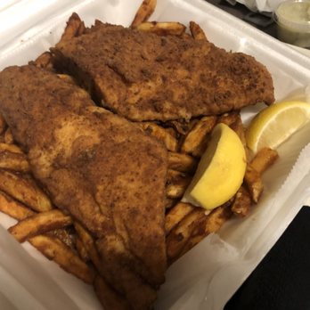 seasons tickets sports pub 40 photos 60 reviews pizza 554 front st manchester nh restaurant reviews phone number menu