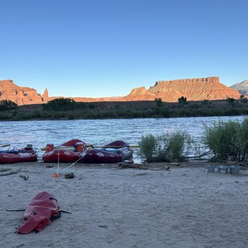 Western River Expeditions - Camp site along the Colorado River - Rafting/Kayaking Near Me - Fredonia, Arizona