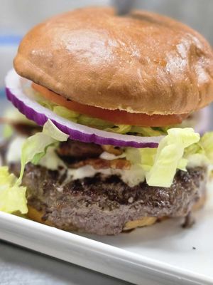 Da Burger Wing Hub by null