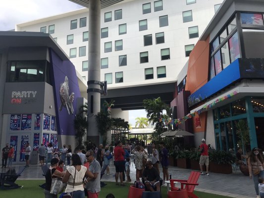 DISTRITO T-Mobile by null