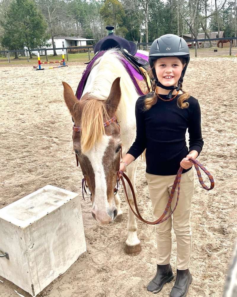 Iron Horse Stables Logo