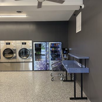 Bennett Street Laundromat - Dryers with vending machines and folding table - Laundromat Near Me - Luzerne, Pennsylvania Bennett Street Laundromat - Dryers with vending machines and folding table - Laundromat Near Me - Luzerne, Pennsylvania