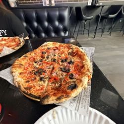 Addobbo Wood-Fired Pizza - Supreme pizza so good.