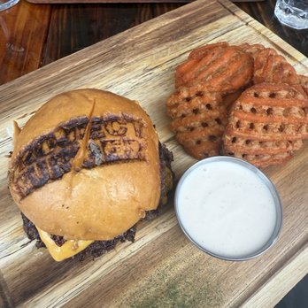 Project Burger - Project burger & sweet potato fries - Burgers Near Me - Palm Desert, California Project Burger - Project burger & sweet potato fries - Burgers Near Me - Palm Desert, California