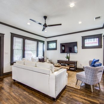 Dewey Place - Vacation Rentals Near Me - San Antonio, Texas Dewey Place - Vacation Rentals Near Me - San Antonio, Texas