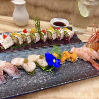 Tsukiyo Sushi - Top: Sashimi Rolls Bottom: Black snapper, Japanese scallops, Uni, sweet shrimp - Sushi Bars Near Me - Los Angeles, California
