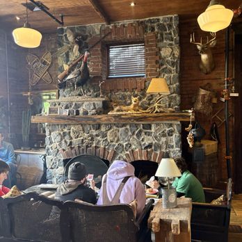 Meandering Mallard - Cafes Near Me - Millheim, Pennsylvania Meandering Mallard - Cafes Near Me - Millheim, Pennsylvania