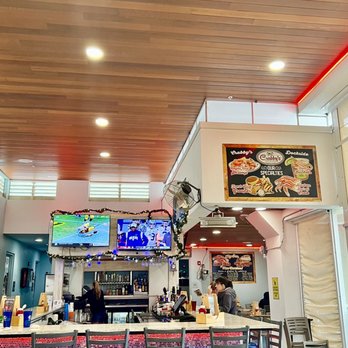 Crabby's Dockside - Seafood Near Me - Clearwater Beach, Florida
