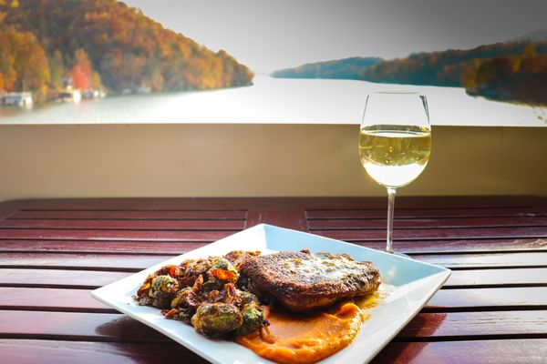 Legends On The Lake Lake Lure LEGENDS ON THE LAKE - Updated June 2025 - 90 Photos & 118 Reviews - 153