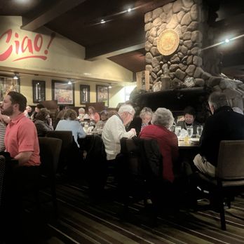 Ciao! - Ciao's dining room - Italian Near Me - Sylvania, Ohio