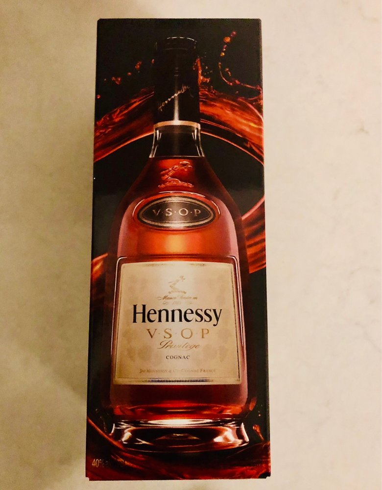 HILLS LIQUOR AND WINES Updated September 2024 38 Photos & 10