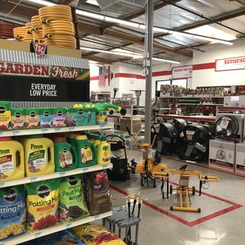 Tractor Supply - A view of garden products available. - Farming Equipment Near Me - Barstow, California Tractor Supply - A view of garden products available. - Farming Equipment Near Me - Barstow, California