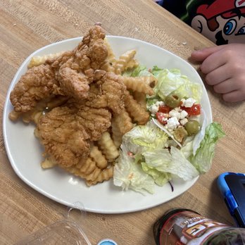Cleopatra Cafe - Chicken fingers and fries with salad - Egyptian Near Me - Pottstown, Pennsylvania
