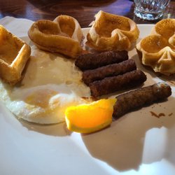 Traditions Dining - Breakfast waffles - I won!