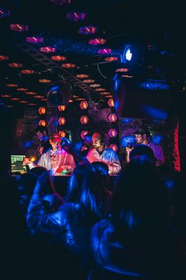 Laissez Faire by null