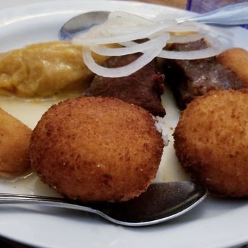 Versailles - Sampler platter - Cuban Near Me - Encino, California