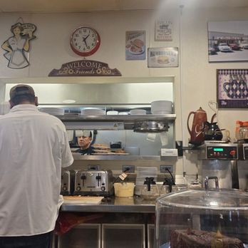 Lou's Diner - Diners Near Me - Las Vegas, Nevada Lou's Diner - Diners Near Me - Las Vegas, Nevada