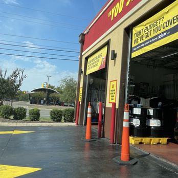 Take 5 Oil Change - Oil Change Stations Near Me - Dallas, Texas Take 5 Oil Change - Oil Change Stations Near Me - Dallas, Texas
