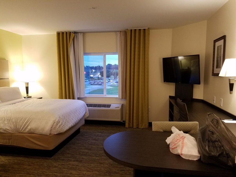 CANDLEWOOD SUITES LANCASTER WEST 36 Photos Hotels 100 S Tree Dr, Lancaster, PA Phone