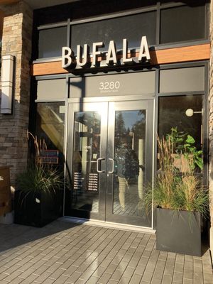 Bufala Edgemont by null