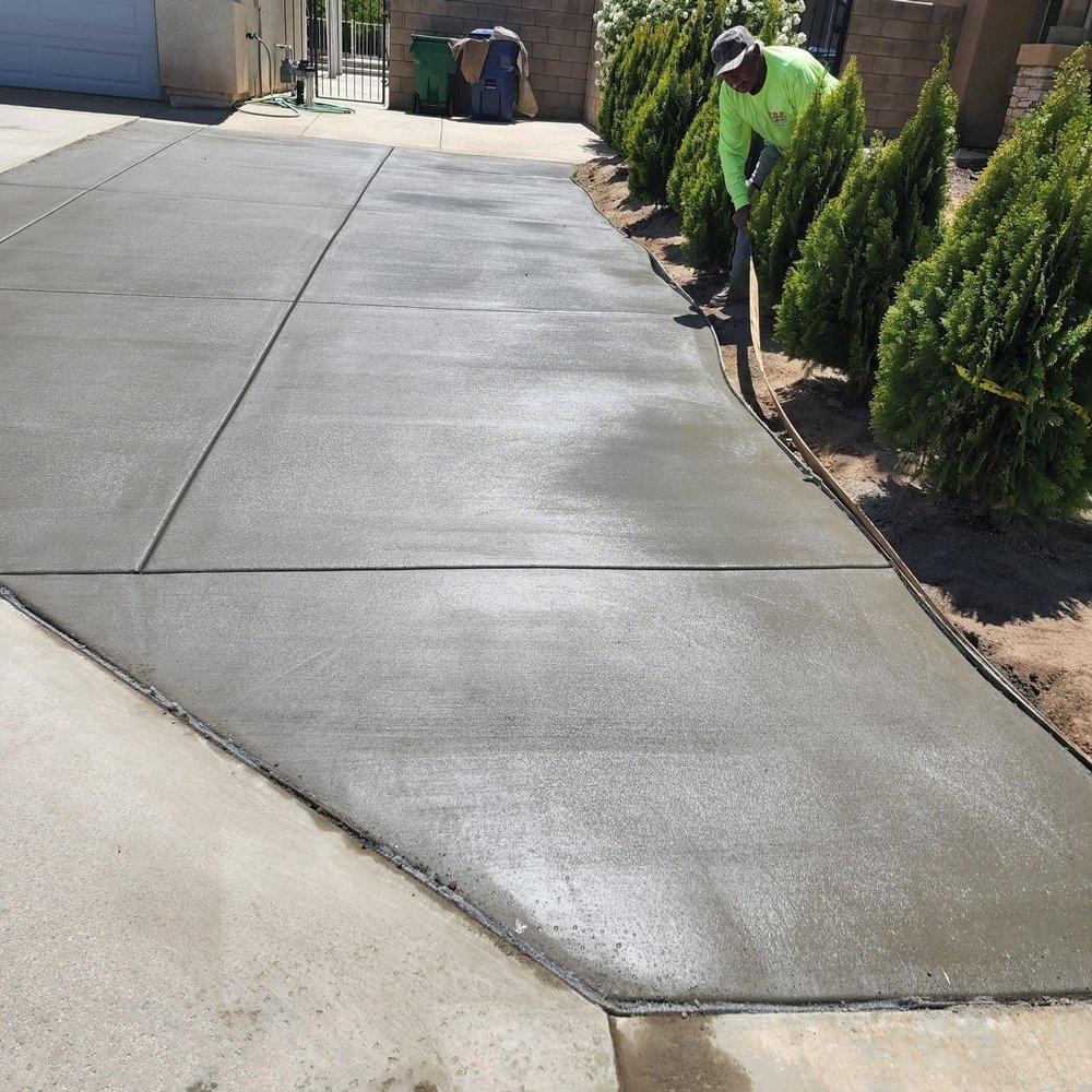 Slide of Construction Home Advisor