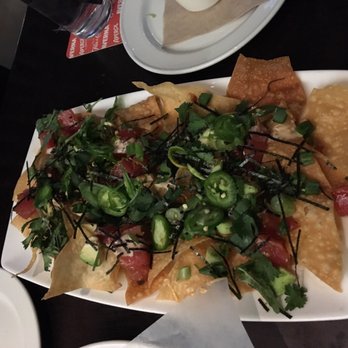 Yard House - Poke Nachos* - Vegetarian Near Me - Burbank, California