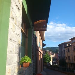 hotel la pacha laviana
