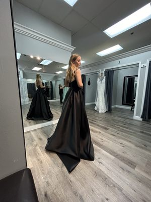 mina's bridal & prom