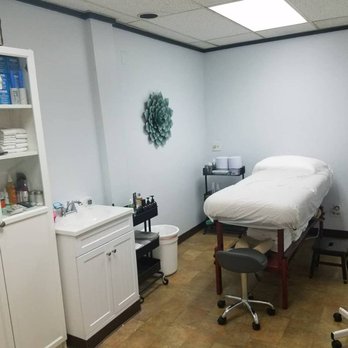 Kiki's Esthetics - Estheticians Near Me - Vancouver, Washington Kiki's Esthetics - Estheticians Near Me - Vancouver, Washington