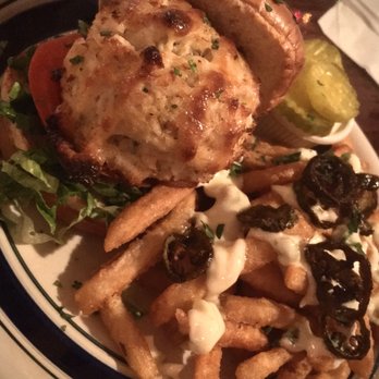 Annabel Lee Tavern - Jumbo Lump Crab Cake Sandwich - Pubs Near Me - Baltimore, Maryland